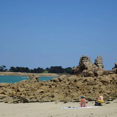 Home, Port Blanc-penvénan Hébergement de vacances *